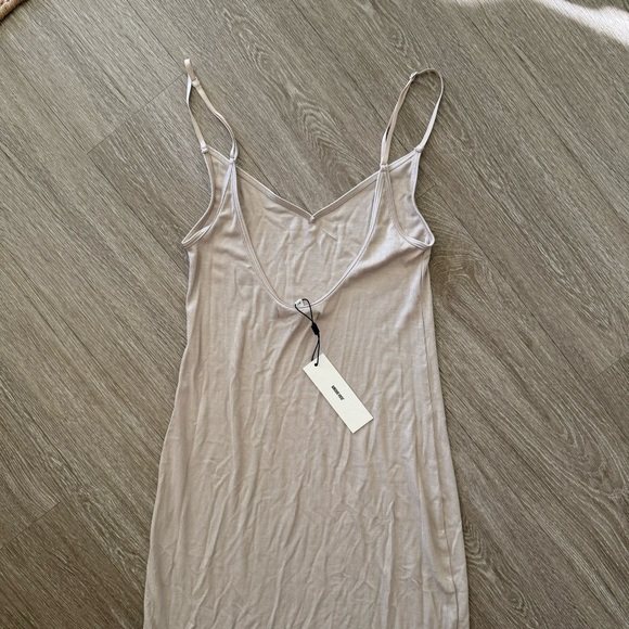 Joah Brown V Neck Dress - Picture 8 of 9